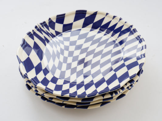 Set of 4 Checked Plates