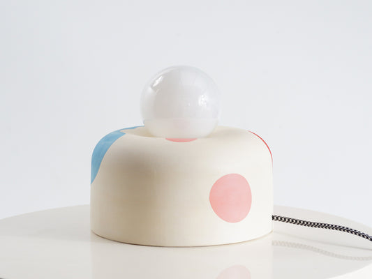 Beignet Lamp by Neenineen, 2022