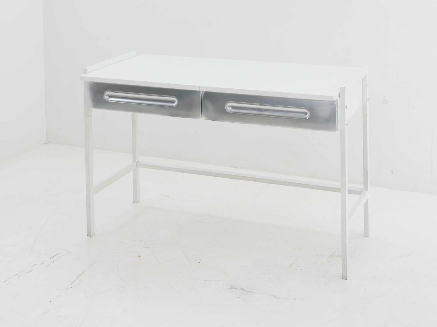 Flip-top desk in the style of Raymond Loewy