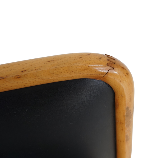 Black Vinyl Cesca Chairs