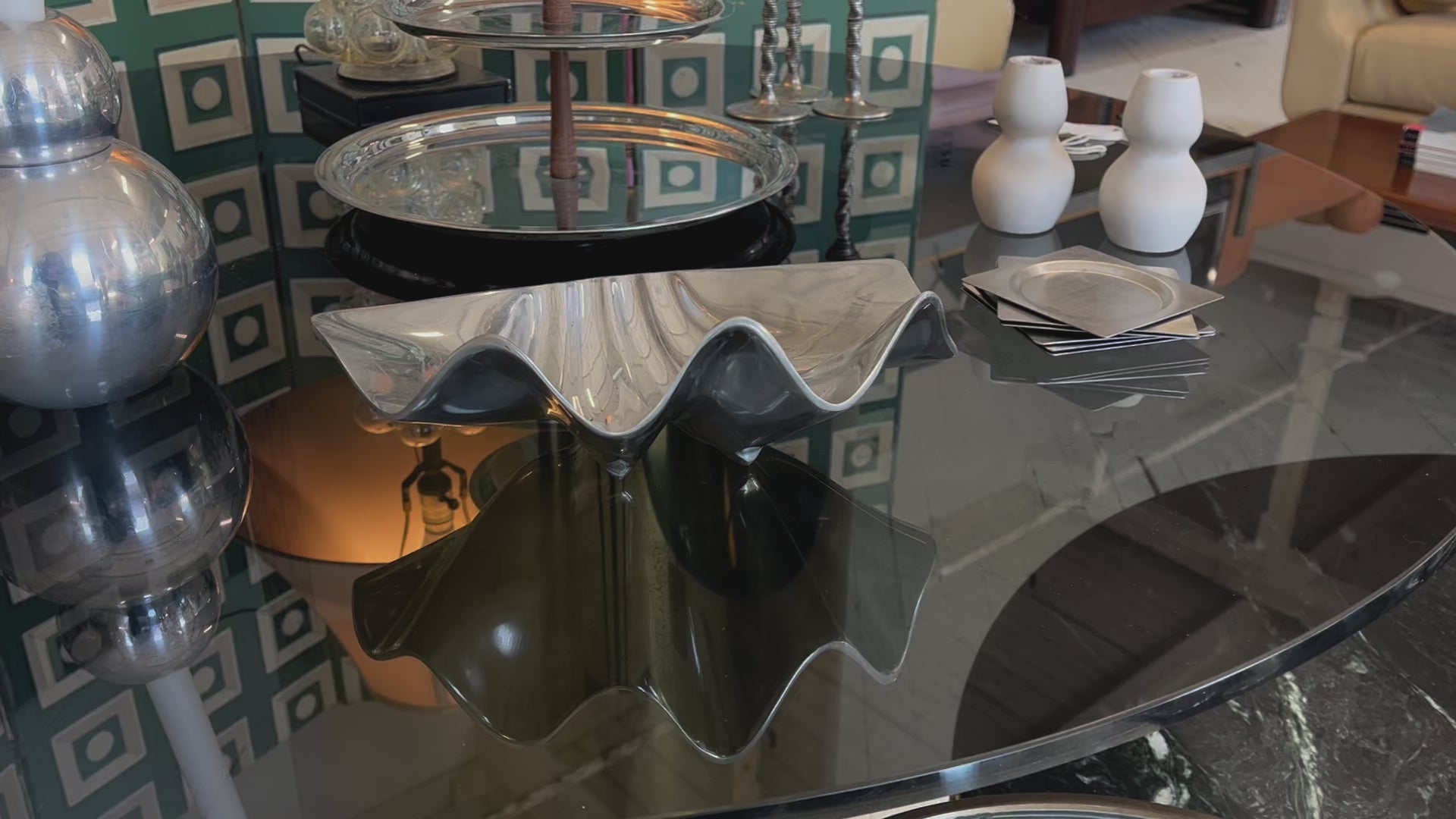 Aluminum Clam Shell Bowl