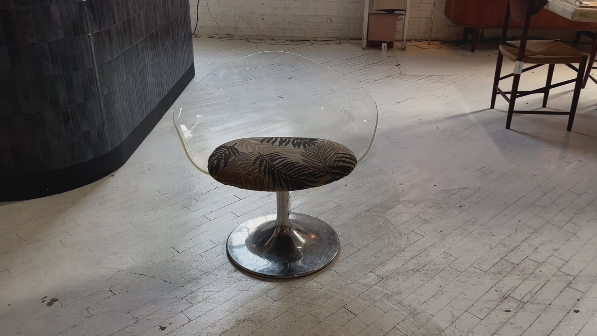 Lucite & Chrome Swivel Chair, 1970s